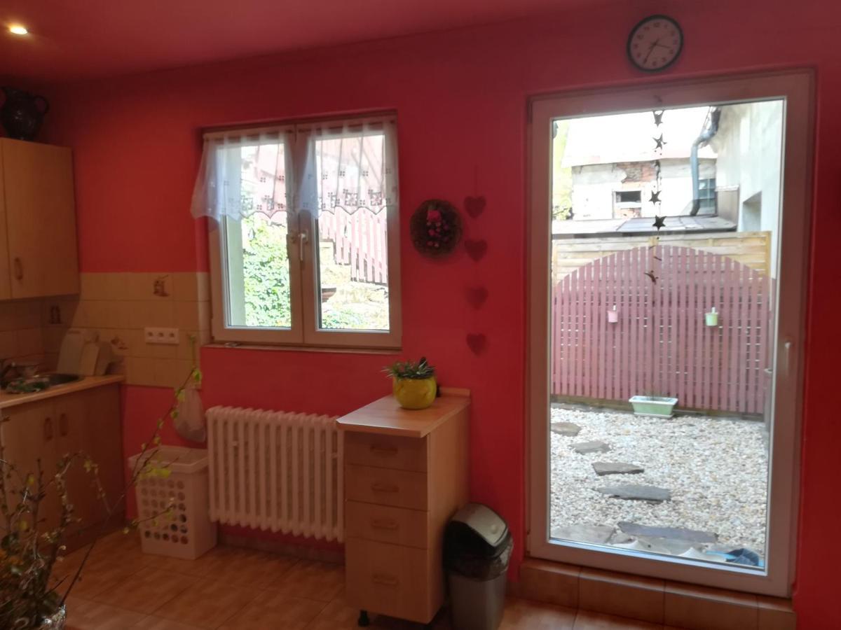 Apartament Prazdninovy Byt Arin Jáchymov Zewnętrze zdjęcie