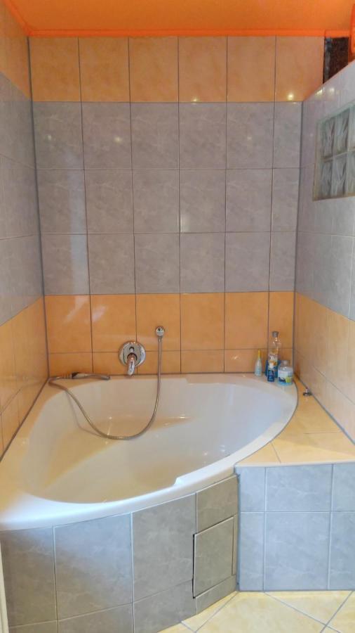 Apartament Prazdninovy Byt Arin Jáchymov Zewnętrze zdjęcie